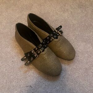 Raffia Flats
